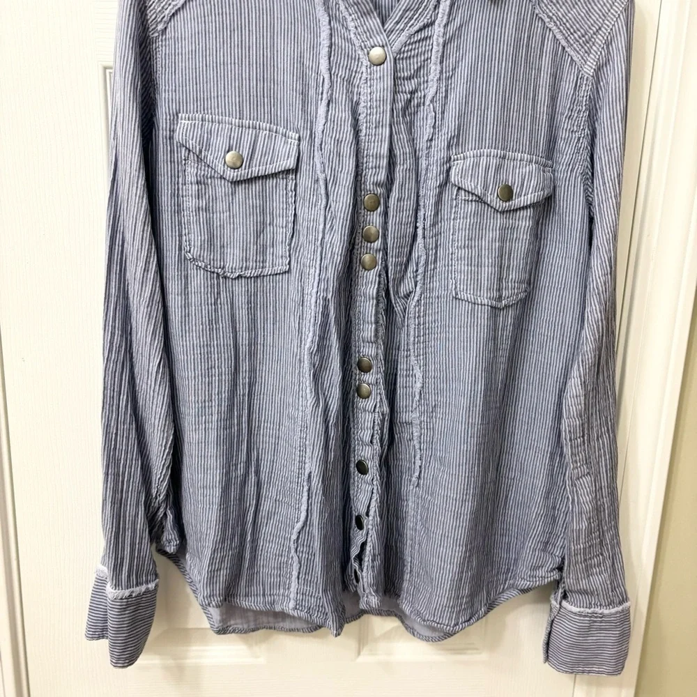 Free People We The Free Blue White Stripe Button Down Shirt Women’s Size Medium